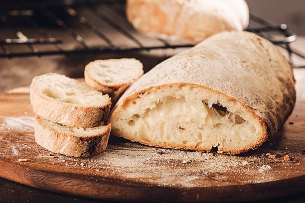 Ciabatta: Roti Italia dengan Tekstur Renyah dan Sarang Udara post thumbnail image