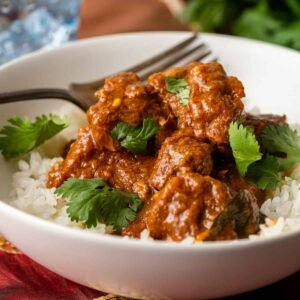 Kelezatan Vindaloo Daging Pedas Khas Wilayah Goa