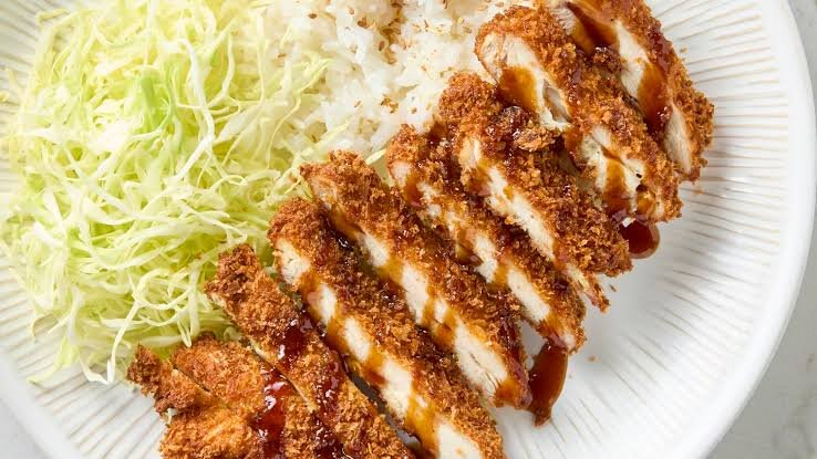 Resep Tonkatsu Ayam Renyah Lengkap Dengan Saus Gurih: